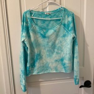 Long sleeve tie dye crop long sleeved shirt